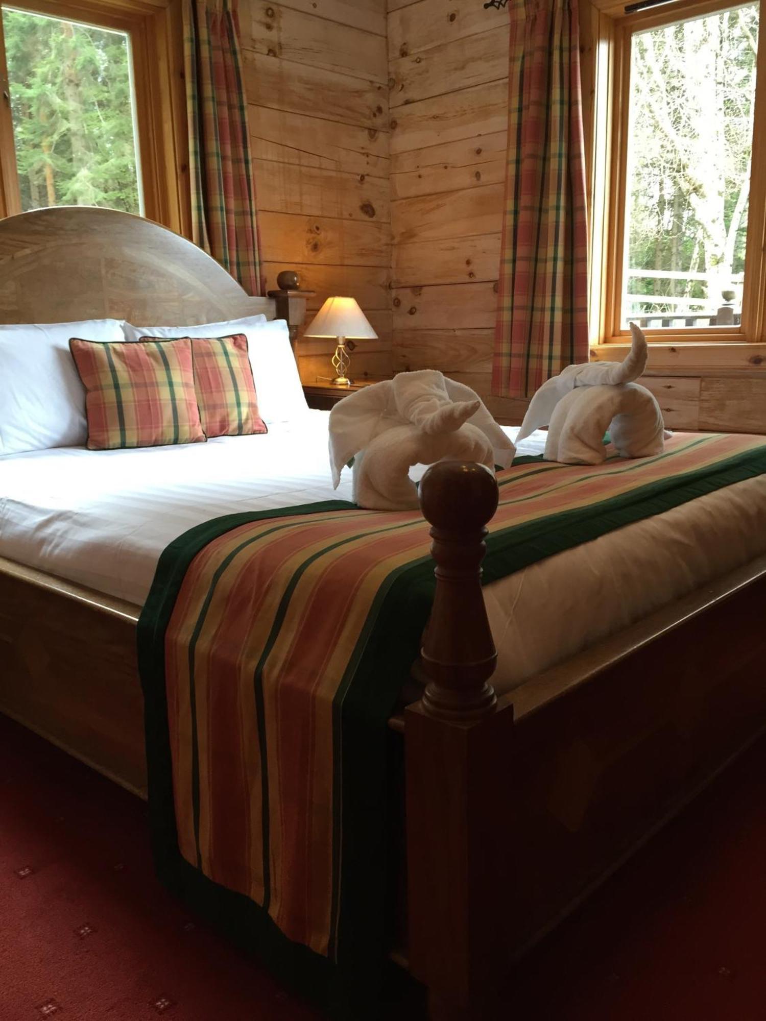 Lodges On Loch Ness Inverness Esterno foto