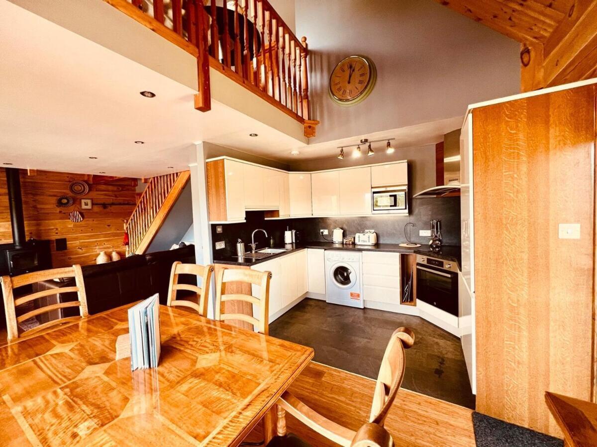 Lodges On Loch Ness Inverness Camera foto