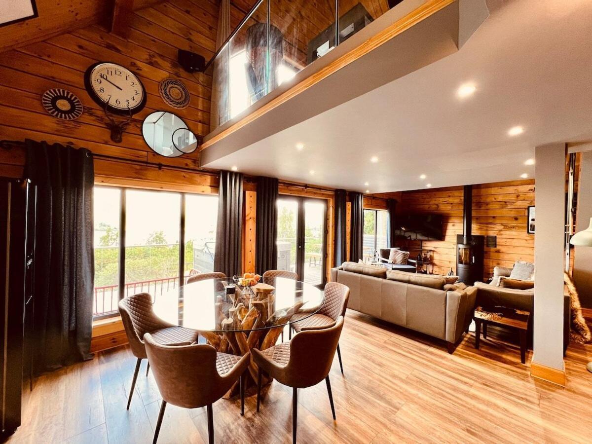 Lodges On Loch Ness Inverness Camera foto
